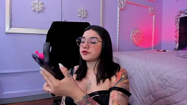 JeyLee online show from December 4, 2025, 12:26 pm