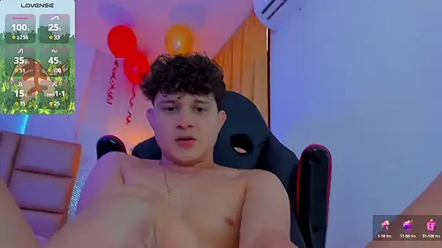 Snapshot of Nathan_Bluee chatting on March 22, 2025, 4:15 pm Nathan Bluee online show from March 22, 2025, 4:15 pm