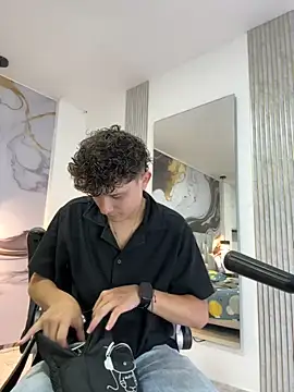 Snapshot of Nathan_Bluee chatting on September 9, 2025, 11:41 am Nathan Bluee online show from September 9, 2025, 11:41 am