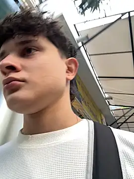 Snapshot of Nathan_Bluee chatting on September 19, 2025, 11:25 am Nathan Bluee online show from September 19, 2025, 11:25 am