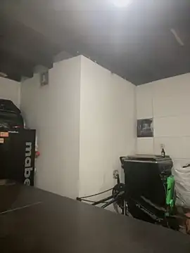 Snapshot of Khalyk_G chatting on November 15, 2025, 5:33 am Khalyk G online show from November 15, 2025, 5:33 am