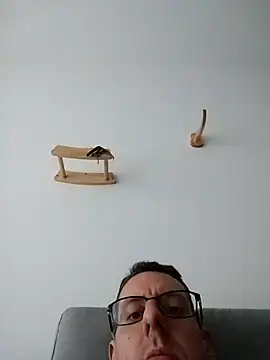 Meriozoro online show from December 14, 2025, 2:55 pm