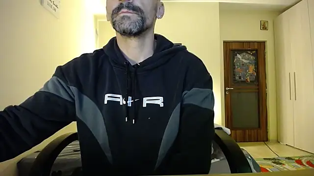 amydamarw online show from April 5, 2026, 7:09 pm