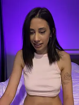 Snapshot of Sophiehii chatting on January 25, 2025, 1:08 pm Sophiehii online show from January 25, 2025, 1:08 pm