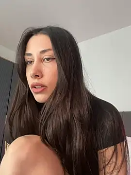 Snapshot of Sophiehii chatting on June 21, 2026, 12:11 pm Sophiehii online show from June 21, 2026, 12:11 pm