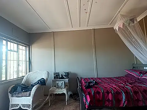 Snapshot of Missmesexycouple69 chatting on September 22, 2025, 7:47 am Missmesexycouple69 online show from September 22, 2025, 7:47 am