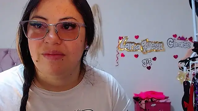 lanaqueen699 online show from October 24, 2025, 12:15 pm