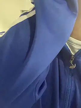 Larabrooks online show from March 18, 2026, 5:47 pm