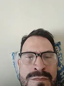 Snapshot of SbasTone_Muscle chatting on July 14, 2026, 4:13 pm SbasTone Muscle online show from July 14, 2026, 4:13 pm