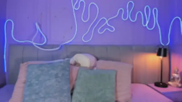 Mai higurashi online show from December 2, 2025, 7:37 pm