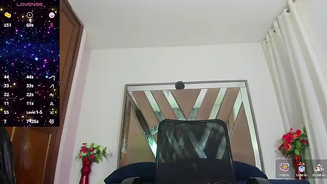 Snapshot of ZOEE_COOPER chatting on December 19, 2024, 7:07 am ZOEE COOPER online show from December 19, 2024, 7:07 am