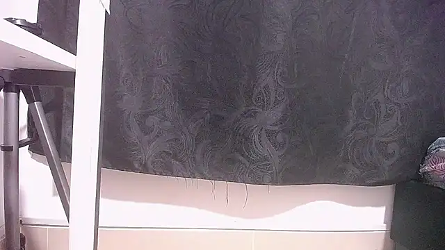 Snapshot of GerardSmitt chatting on December 16, 2025, 7:01 am GerardSmitt online show from December 16, 2025, 7:01 am