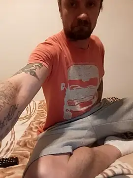 Snapshot of Diabel86 chatting on November 30, 2025, 3:51 am Diabel86 online show from November 30, 2025, 3:51 am