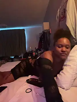 Snapshot of PrettyGal_Tingz chatting on January 25, 2025, 2:03 pm PrettyGal Tingz online show from January 25, 2025, 2:03 pm