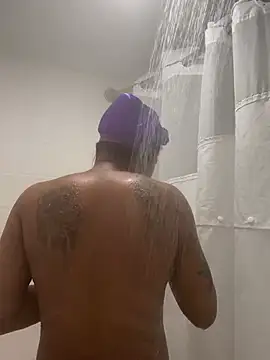 Snapshot of PrettyGal_Tingz chatting on February 17, 2025, 8:41 am PrettyGal Tingz online show from February 17, 2025, 8:41 am