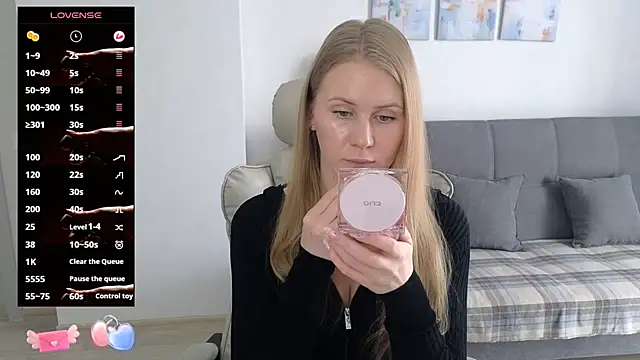 Snapshot of IsabelAllen chatting on March 4, 2026, 10:01 am IsabelAllen online show from March 4, 2026, 10:01 am