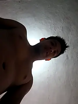 Snapshot of LiosArmando420 chatting on September 20, 2025, 6:02 pm LiosArmando420 online show from September 20, 2025, 6:02 pm