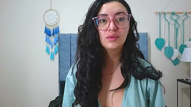 Snapshot of EvoletFMK chatting on November 24, 2025, 10:15 am EvoletFMK online show from November 24, 2025, 10:15 am