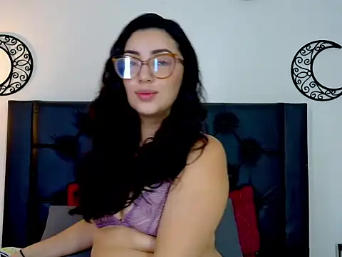 Snapshot of EvoletFMK chatting on October 5, 2025, 5:25 pm EvoletFMK online show from October 5, 2025, 5:25 pm