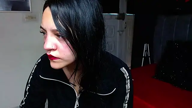 Violettasquirt online show from February 11, 2026, 4:29 pm