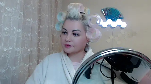 Snapshot of JewellKiss7 chatting on November 11, 2025, 12:38 am JewellKiss7 online show from November 11, 2025, 12:38 am