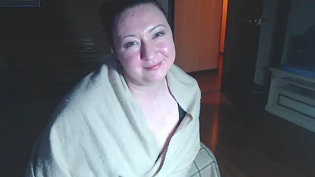 LouiseLuv online show from December 26, 2024, 12:27 pm