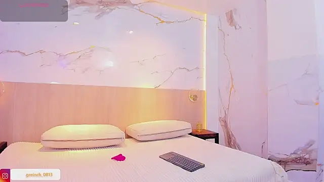 Snapshot of sally_rosses chatting on September 9, 2025, 12:14 pm sally rosses online show from September 9, 2025, 12:14 pm