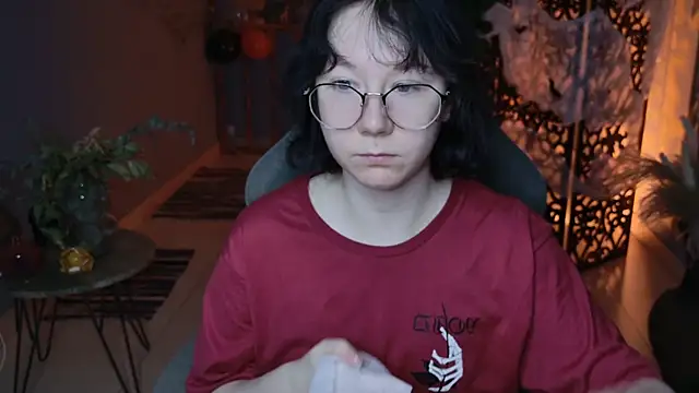 NancyMartinez online show from October 22, 2025, 5:07 am