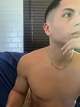 Snapshot of SAMUEL_OBRIAN chatting on January 28, 2025, 5:46 pm SAMUEL OBRIAN online show from January 28, 2025, 5:46 pm