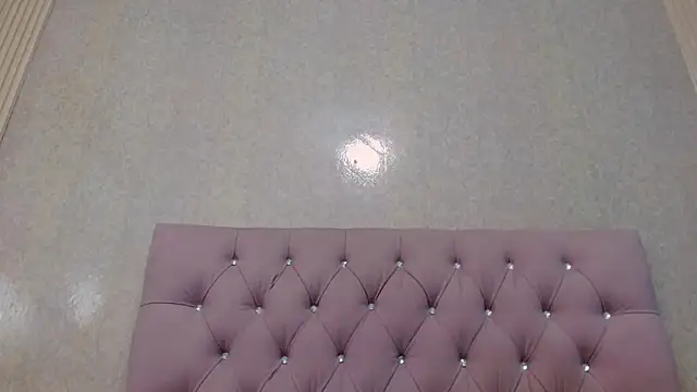 Snapshot of Luciana_Hardman chatting on March 19, 2025, 10:31 pm Luciana Hardman online show from March 19, 2025, 10:31 pm