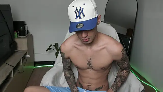 Damon  333 online show from December 20, 2025, 5:05 pm