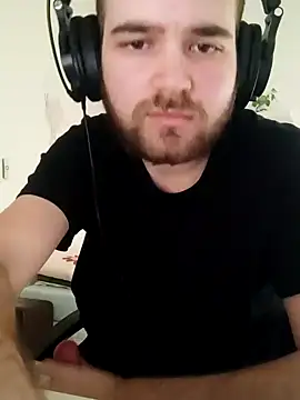 Snapshot of Andutar69 chatting on March 5, 2025, 4:02 pm Andutar69 online show from March 5, 2025, 4:02 pm