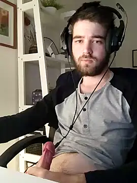 Snapshot of Andutar69 chatting on December 12, 2024, 2:00 pm Andutar69 online show from December 12, 2024, 2:00 pm