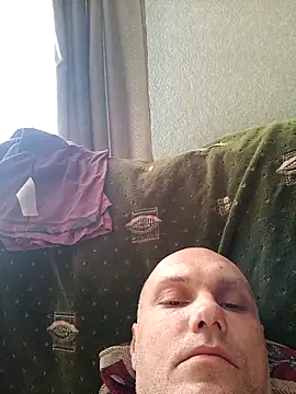 Pineapple04 online show from February 28, 2026, 6:35 am