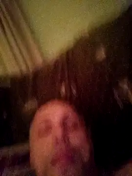 Snapshot of Pineapple04 chatting on December 3, 2025, 4:02 am Pineapple04 online show from December 3, 2025, 4:02 am