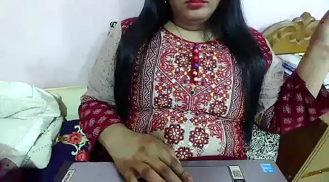 LovelyRose69 online show from January 5, 2025, 7:39 pm