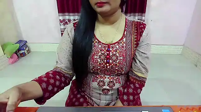 LovelyRose69 online show from January 5, 2025, 3:34 pm