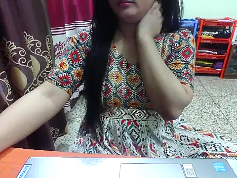 LovelyRose69 online show from November 3, 2025, 12:53 pm