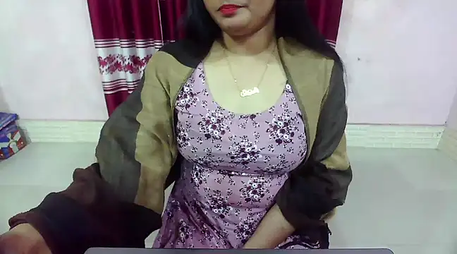 LovelyRose69 online show from January 8, 2025, 12:05 pm