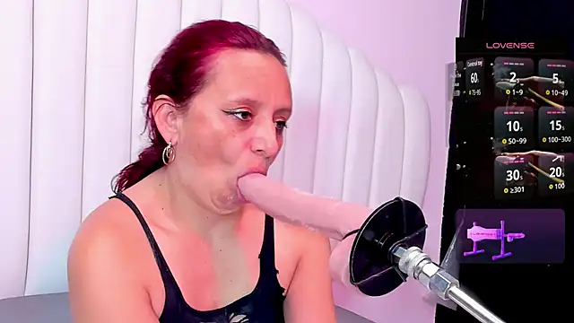 Issys milf online show from January 11, 2026, 3:30 pm