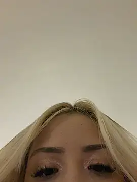 Snapshot of Sofy_Softtt chatting on June 10, 2026, 2:24 am Sofy Softtt online show from June 10, 2026, 2:24 am