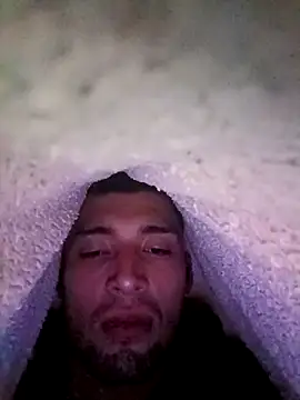 Suggarwhite18CM online show from December 17, 2025, 8:19 am