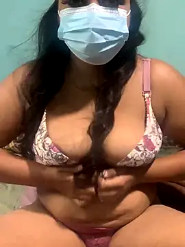 Snapshot of Shaky1998sl chatting on October 1, 2025, 3:55 am Shaky1998sl online show from October 1, 2025, 3:55 am