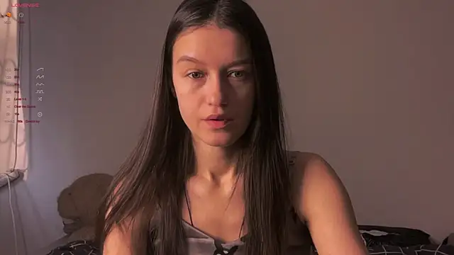 Snapshot of Alice__grace chatting on March 11, 2025, 2:51 pm Alice  grace online show from March 11, 2025, 2:51 pm