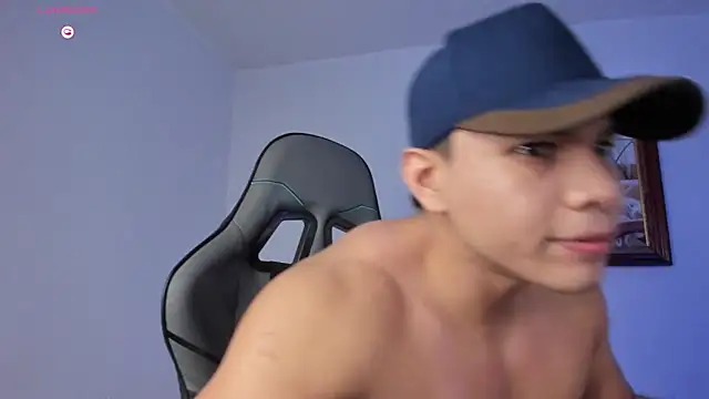 RoyConstance online show from March 31, 2026, 3:19 am