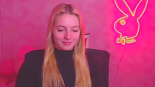 Snapshot of Milka_kiss_ chatting on February 22, 2025, 12:29 pm Milka kiss online show from February 22, 2025, 12:29 pm