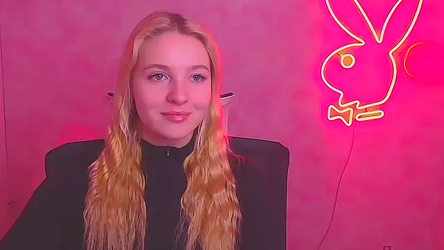 Snapshot of Milka_kiss_ chatting on February 18, 2025, 7:10 am Milka kiss online show from February 18, 2025, 7:10 am