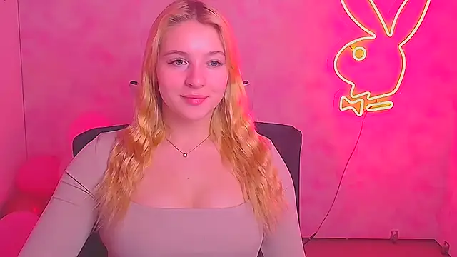 Snapshot of Milka_kiss_ chatting on February 25, 2025, 7:52 am Milka kiss online show from February 25, 2025, 7:52 am