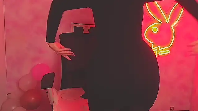 Snapshot of Milka_kiss_ chatting on March 20, 2025, 3:58 pm Milka kiss online show from March 20, 2025, 3:58 pm