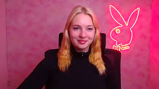 Snapshot of Milka_kiss_ chatting on September 24, 2025, 5:47 am Milka kiss online show from September 24, 2025, 5:47 am